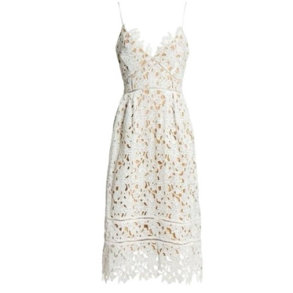 Sans Souci White Lace Dress